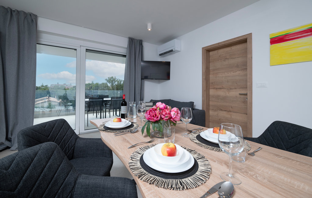 Apartment mit Meerblick, privater Dachterrasse & Jacuzzi